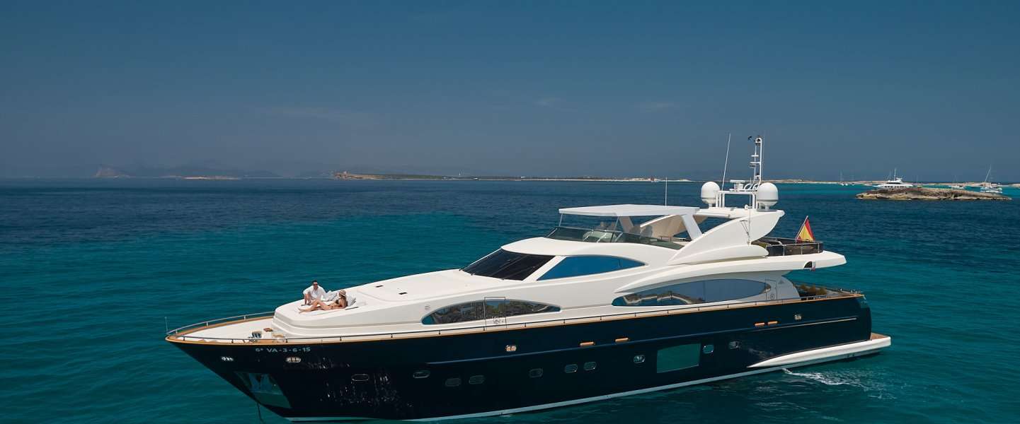 Luxusyacht Astondoa 102 GLX