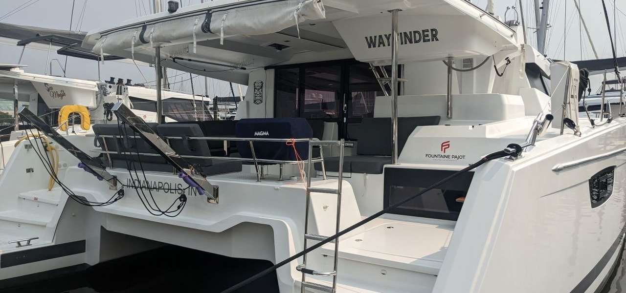Catamaran Astrea 42