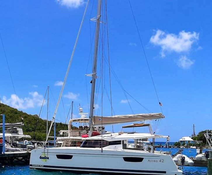 Catamaran Astrea 42