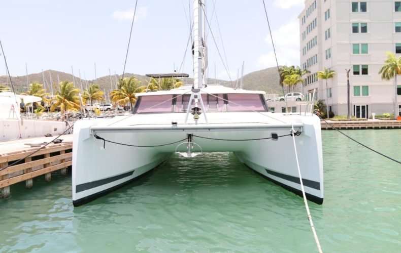Catamaran Astrea 42