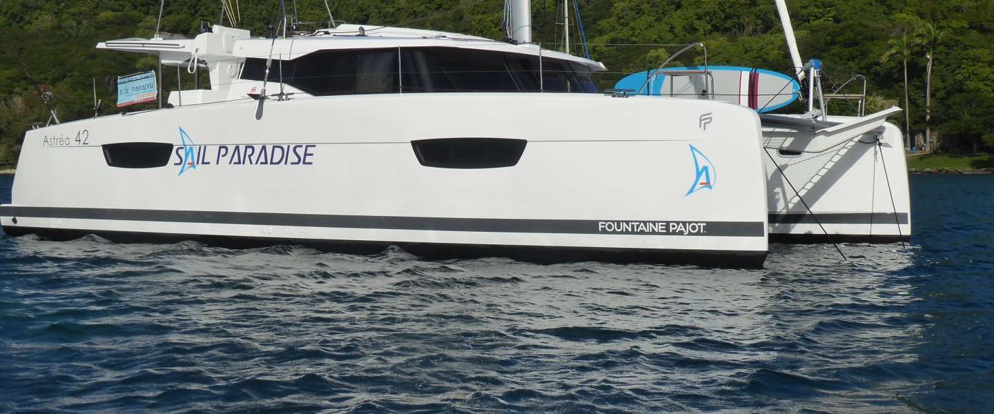 Catamarano Astrea 42