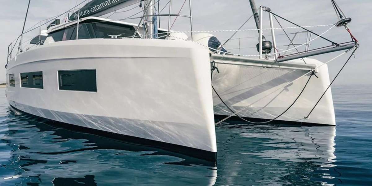 Catamarán Aventura 37