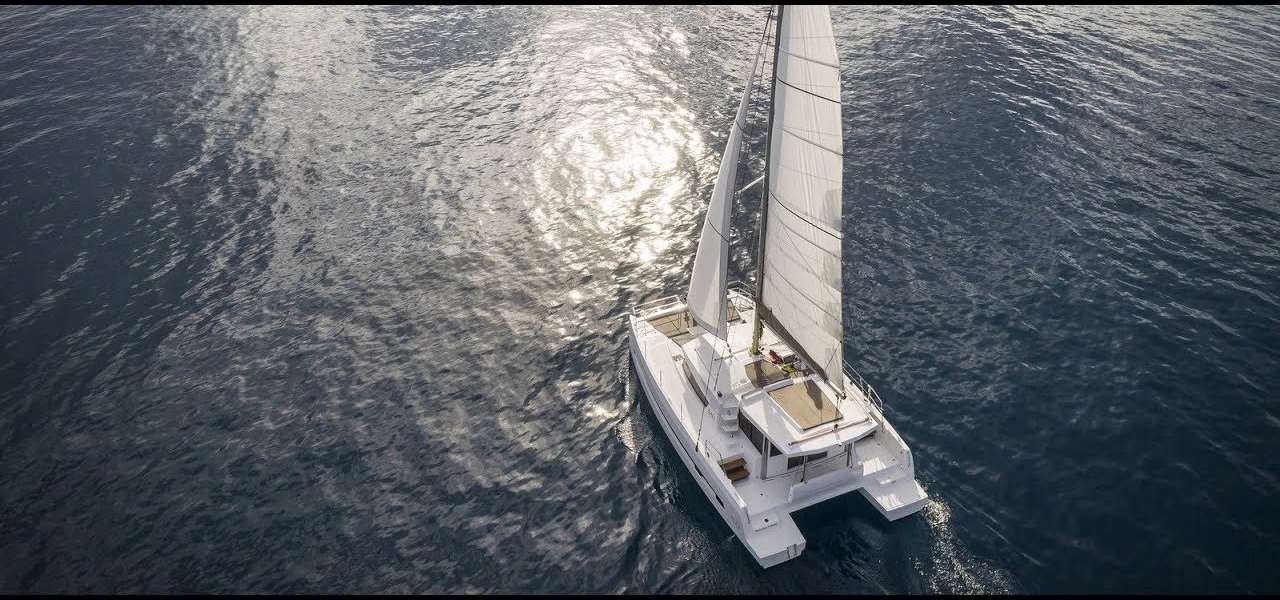 Catamaran Bali 4.0