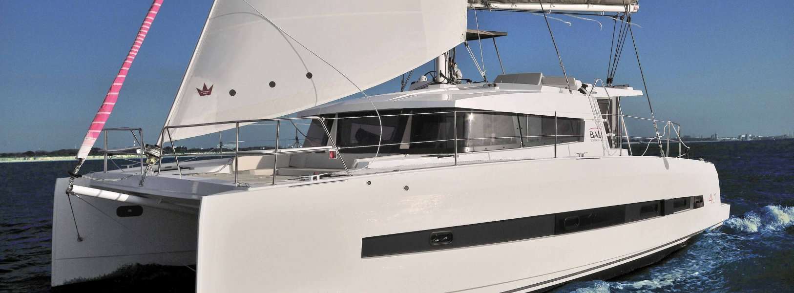 Catamaran Bali 4.1