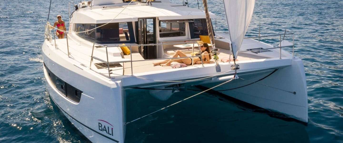 Catamaran Bali 4.2