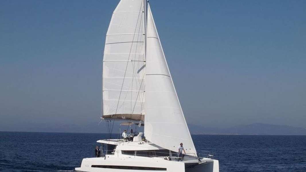 Catamarano Bali 4.3