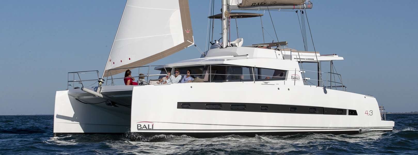 Catamaran Bali 4.3