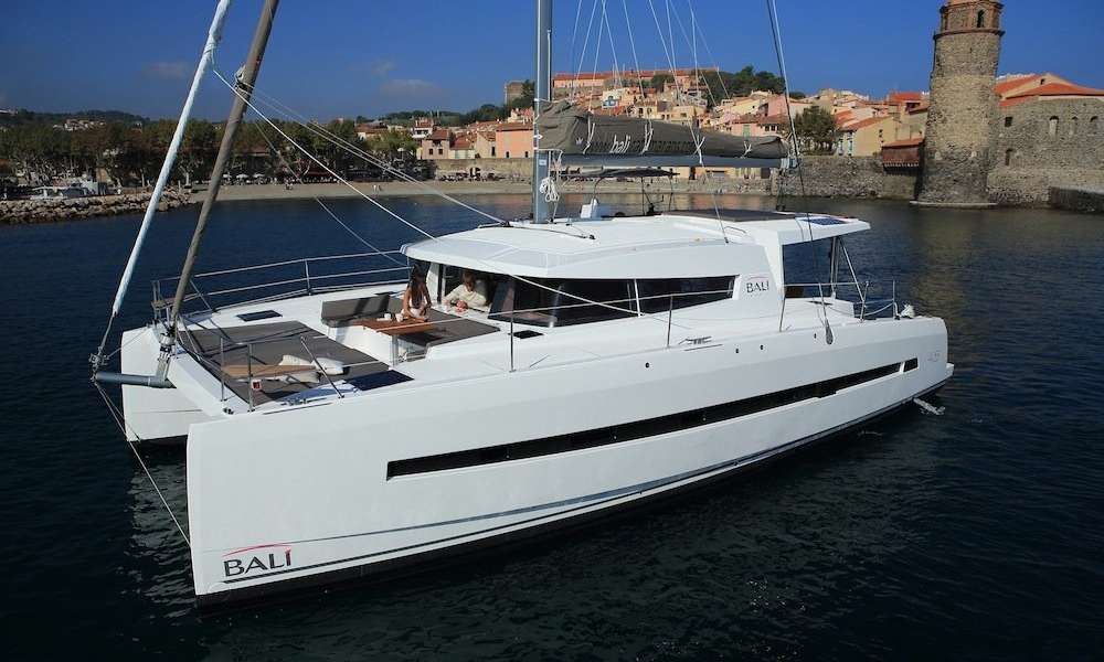 Catamarán Bali 4.5