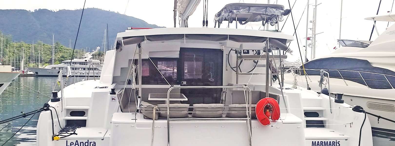 Catamarán Bali 4.5