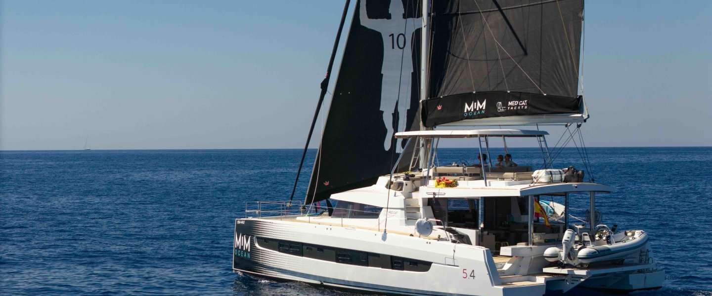 Catamarán Bali 5.4