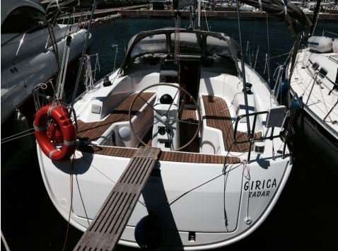 Barca a vela Bavaria Cruiser 33