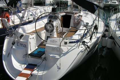 Sailboat Bavaria 36