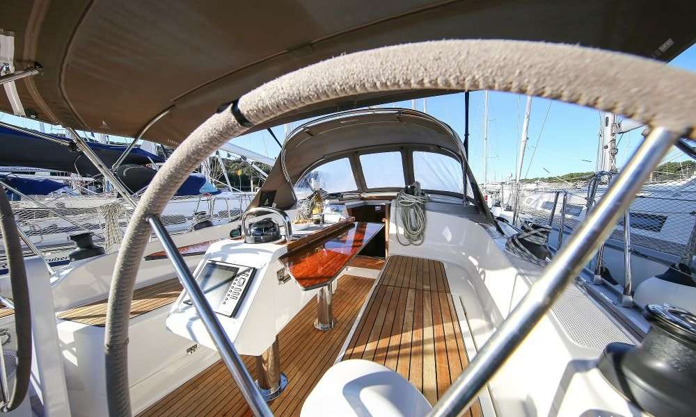 Barca a vela Bavaria Cruiser 37