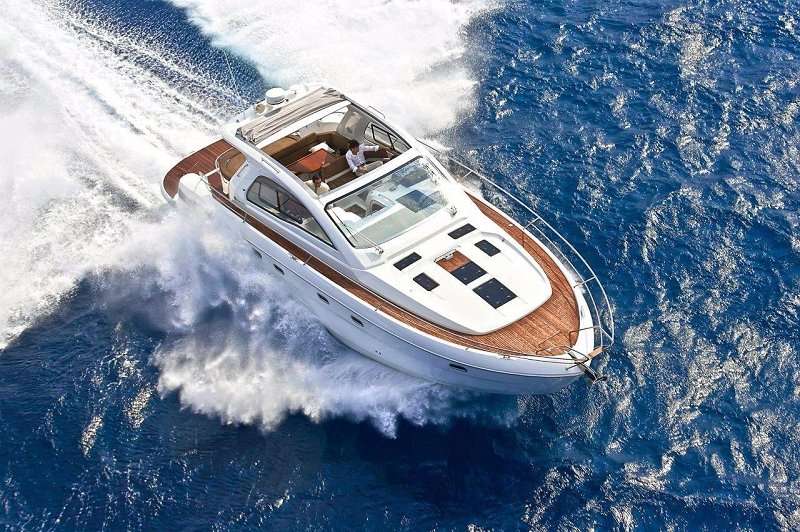 Motorboot Bavaria 43 HT Sport