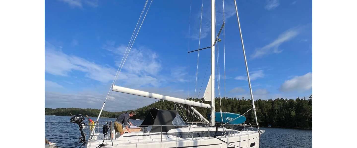 Sailboat Bavaria C38