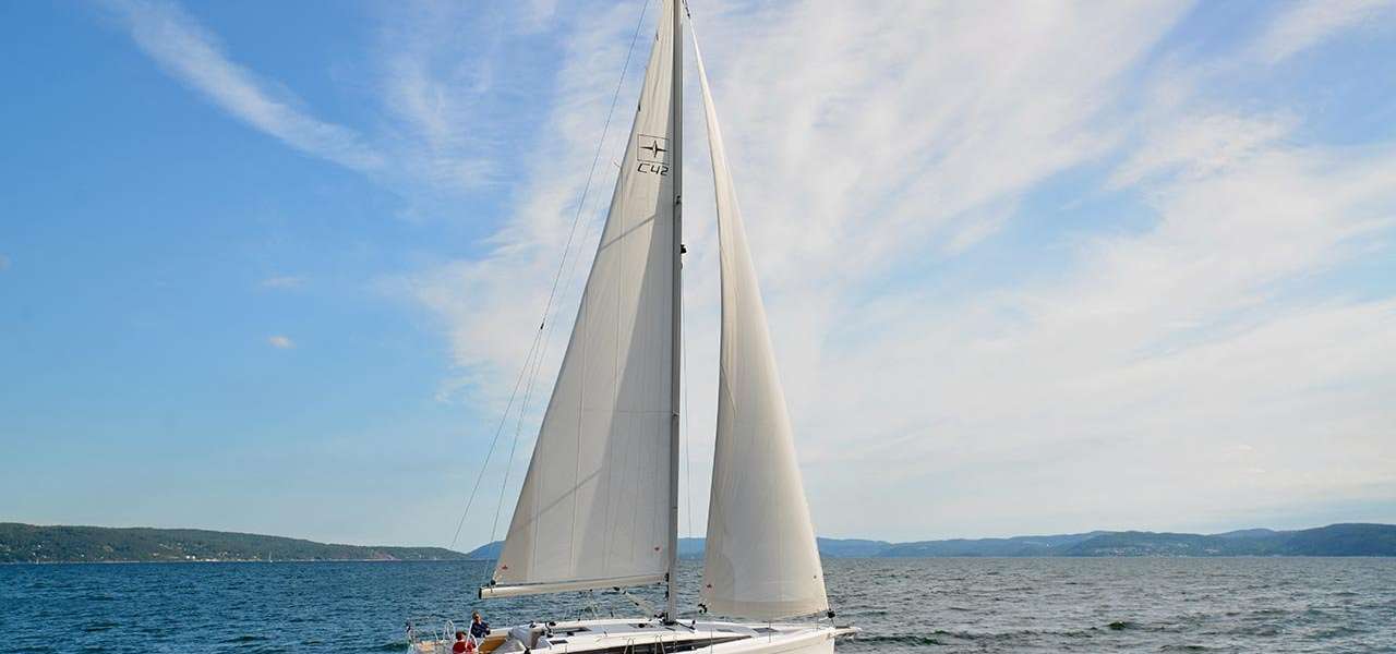 Barca a vela Bavaria C42