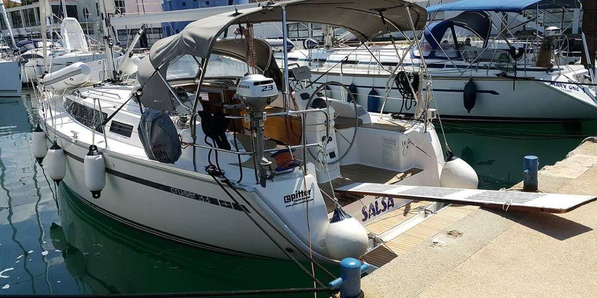 Velero Bavaria Cruiser 33