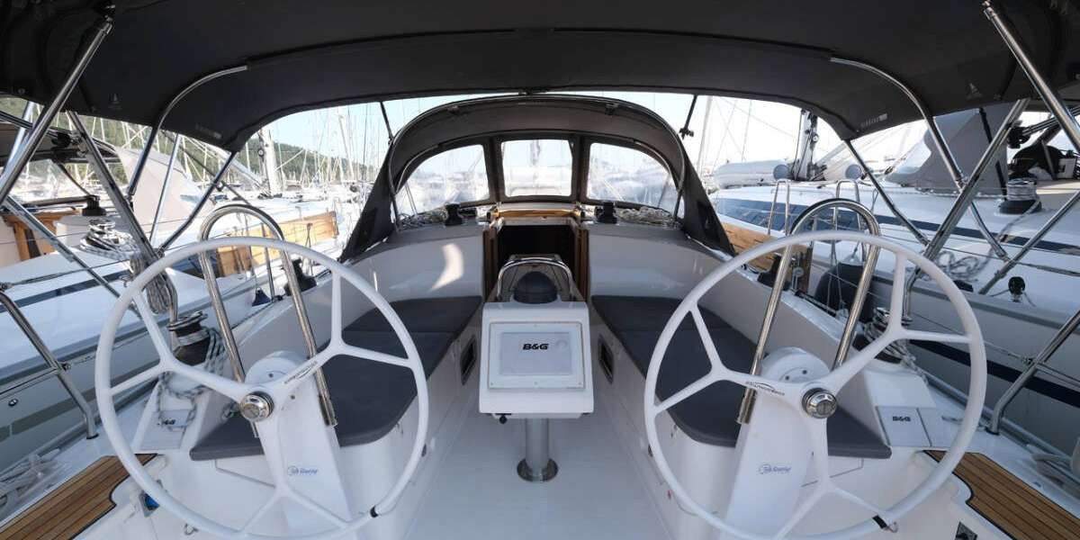 Segelboot Bavaria Cruiser 37