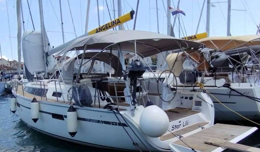Парусная яхта Bavaria Cruiser 41