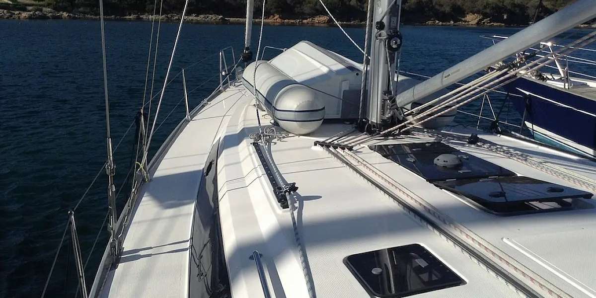 Sailboat Bavaria Cruiser 46