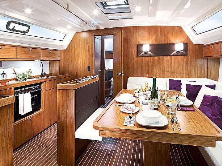 Sailboat Bavaria Cruiser 46