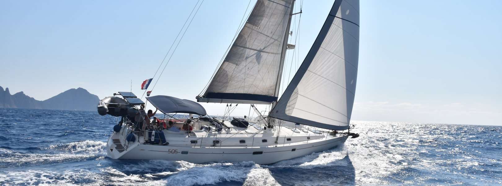 Velero Beneteau 50