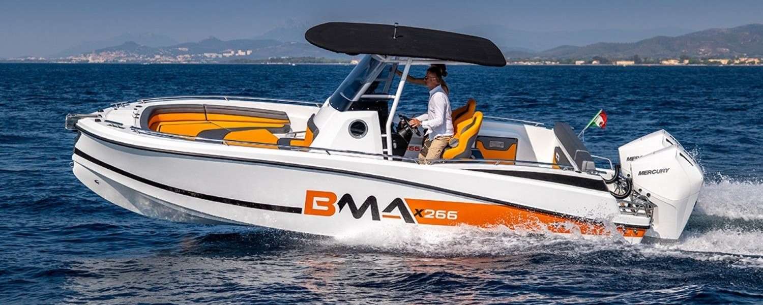 Motor boat BMA X266