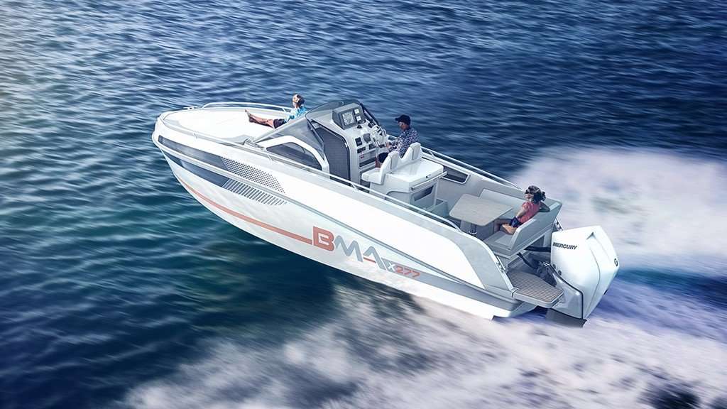 Bateaux à moteur BMA X277