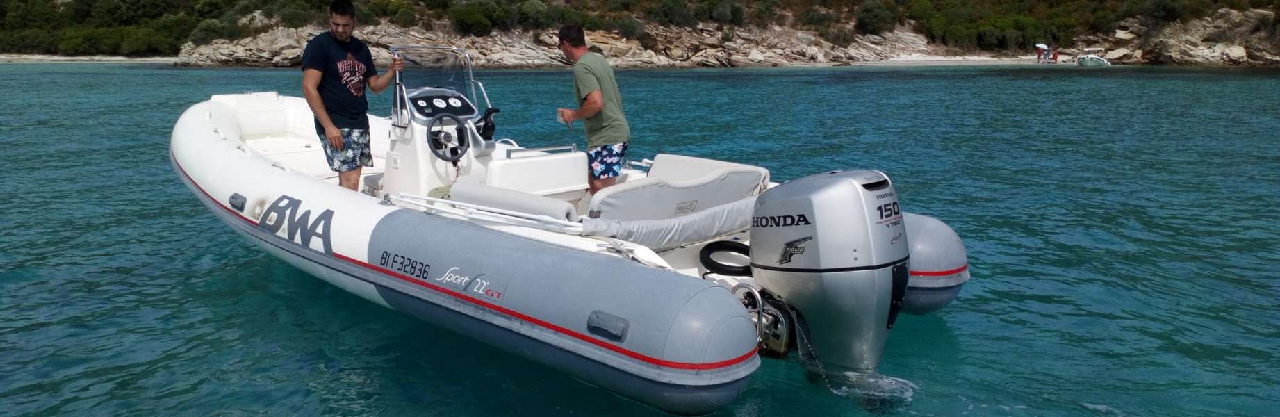 Bateau Semi-rigide BWA Sport 22 GT