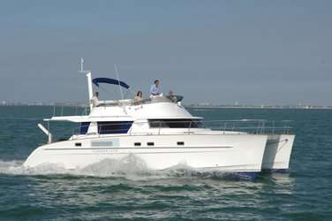 Power Catamaran Cumberland 46