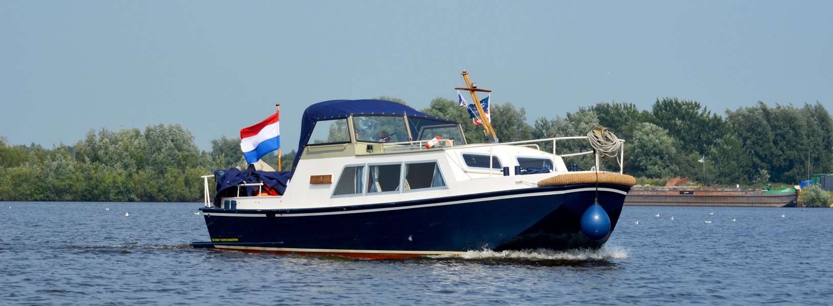 Houseboat De Drait Doerak 850 OK