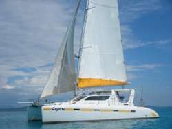 Catamarano Dean 440