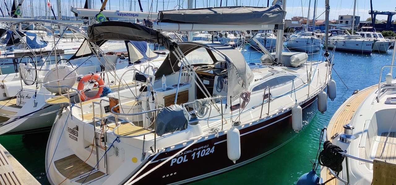 Velero Delphia 40