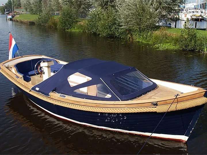 Péniche Drachtster Sloep 750