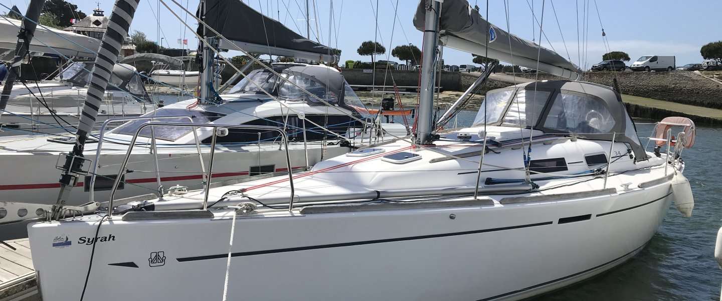 Sailboat Dufour 34