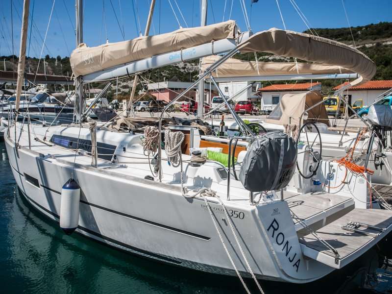 Sailboat Dufour 350 Grand Large