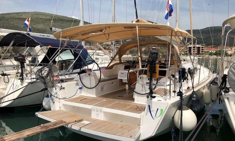 Sailboat Dufour 382 Grand Large