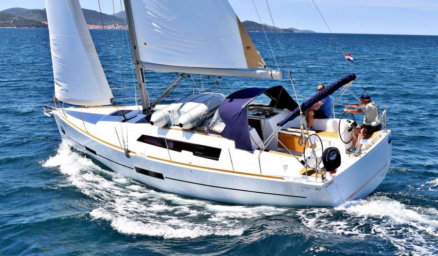 Sailboat Dufour 382 Grand Large