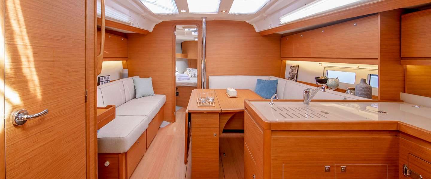 Sailboat Dufour 390 Grand Large