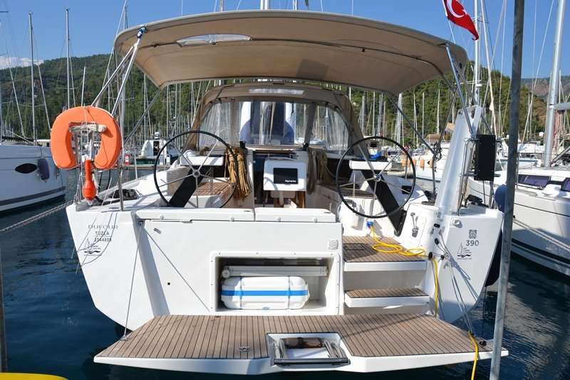 Barca a vela Dufour 390 Grand Large