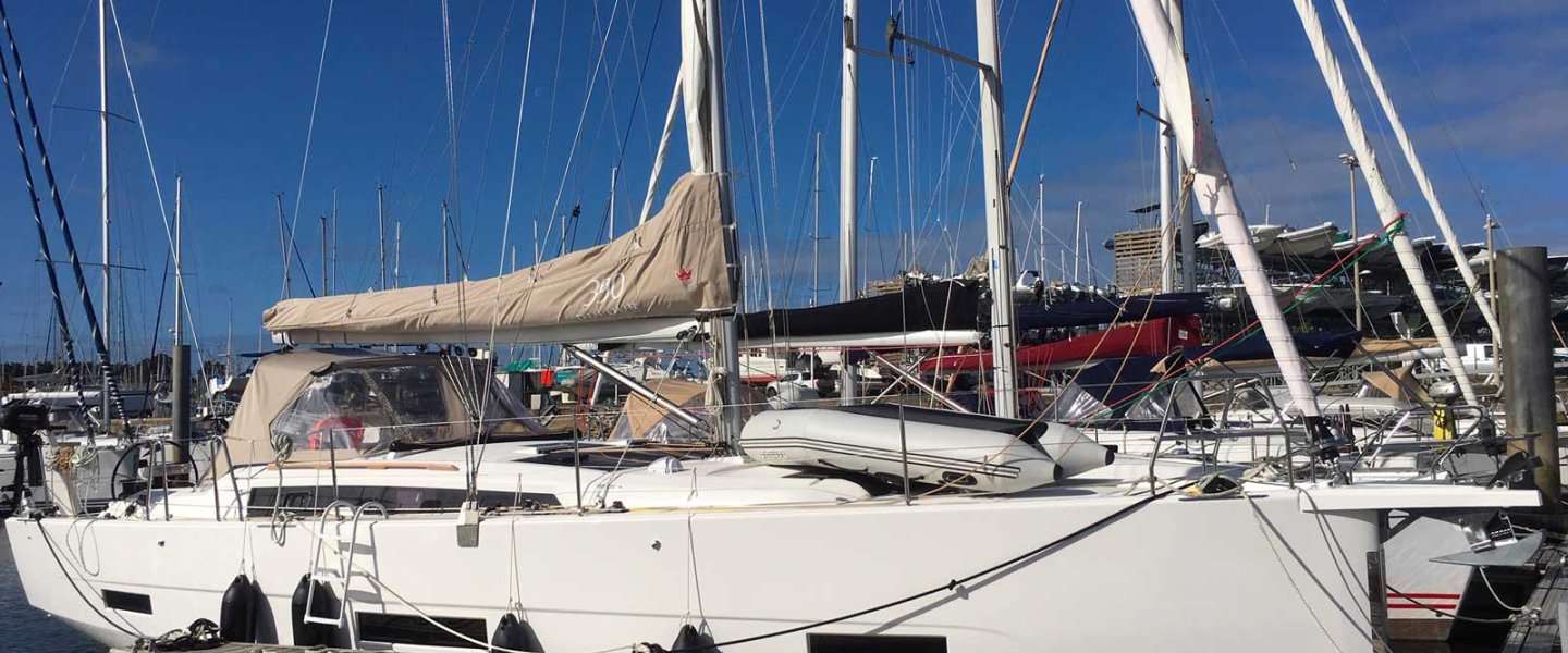 Sailboat Dufour 390 Grand Large