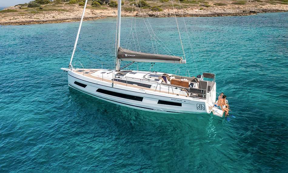 Sailboat Dufour 41