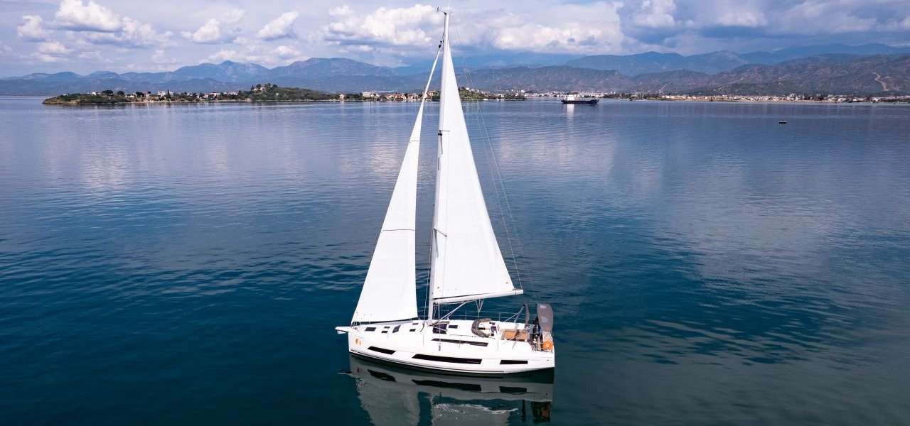 Sailboat Dufour 41