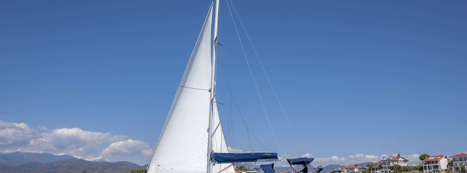 Sailboat Dufour 425 Grand Large