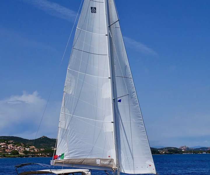 Sailboat Dufour 430 Grand Large