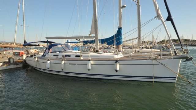 Sailboat Dufour 44