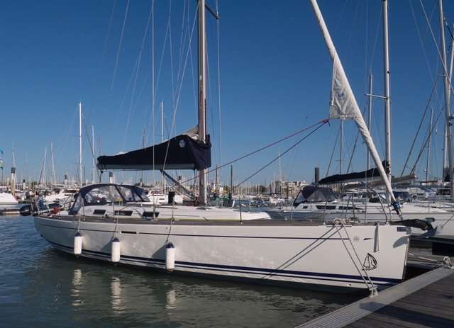 Sailboat Dufour 44 Performance