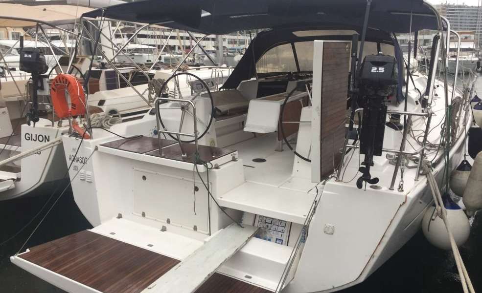 Sailboat Dufour 460 Grand Large