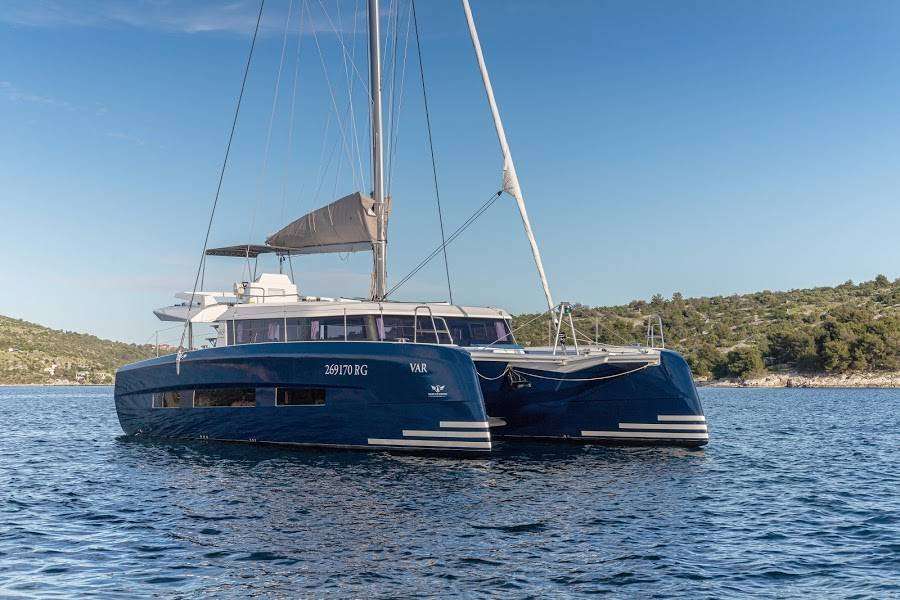 Katamaran Dufour 48 Catamaran