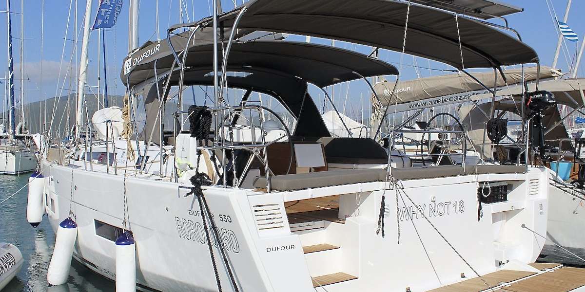Парусная яхта Dufour 530